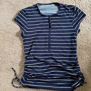 Carve Designs Rashguard Size M